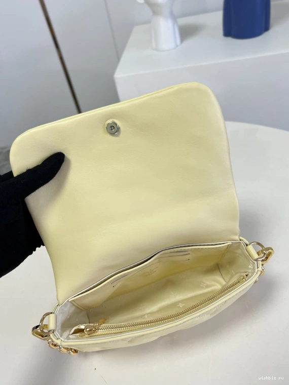 WIS LOUIS VUITTON STRAP WALLET ON BUBBLEGRAM 1106